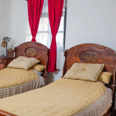 Etno Selo Stanisici Pirg Dvorovi